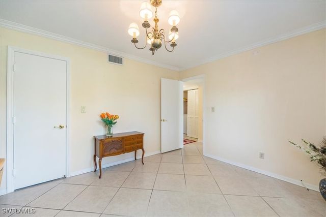 536 Lake Louise CIR B102, Naples, FL 34110
