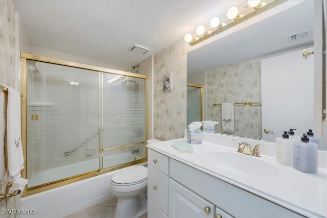 536 Lake Louise CIR B102, Naples, FL 34110