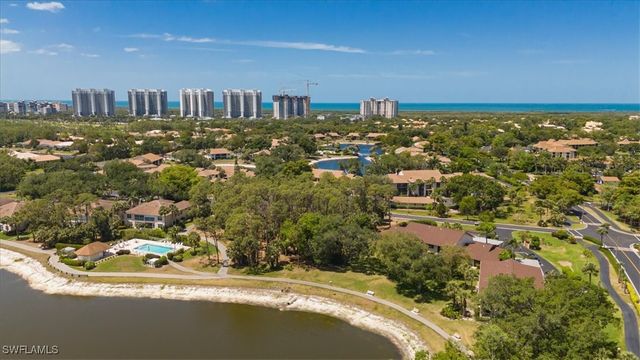 536 Lake Louise CIR B102, Naples, FL 34110