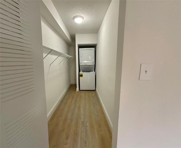 9517 Fontainebleau Boulevard 601-506, Miami, FL 33172