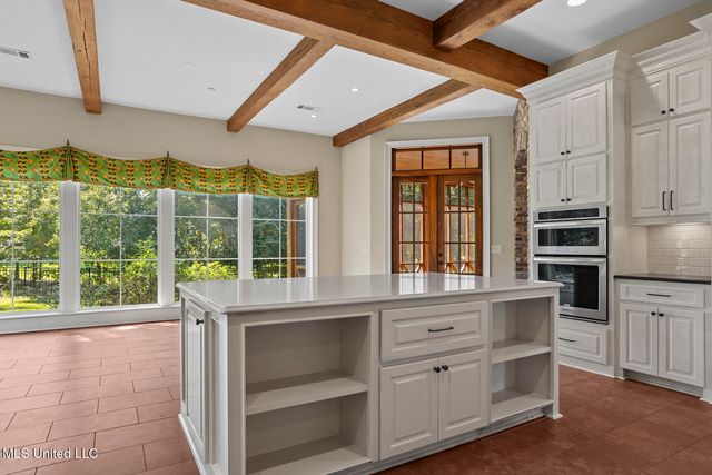 124 Herons Landing, Ridgeland, MS 39157