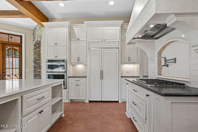 124 Herons Landing, Ridgeland, MS 39157