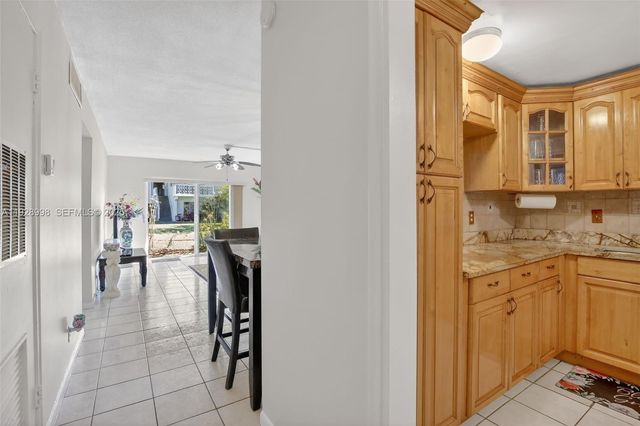 4200 NW 3rd Ct 141, Plantation, FL 33317