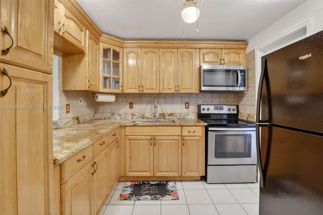 4200 NW 3rd Ct 141, Plantation, FL 33317