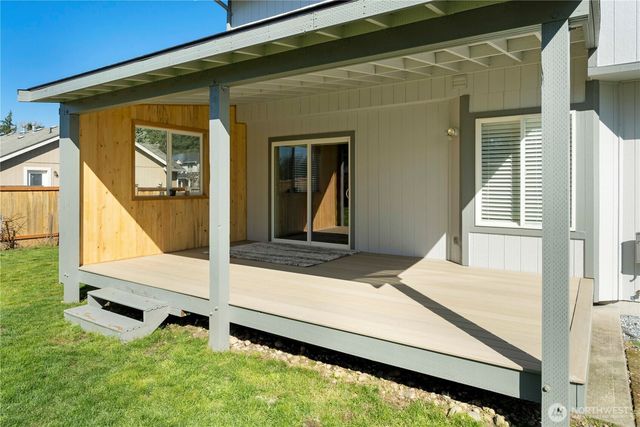 15718 44th Avenue Ct E, Tacoma, WA 98446