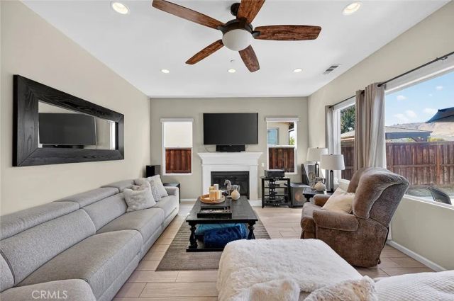 10850 Calle Bella, Riverside, CA 92503