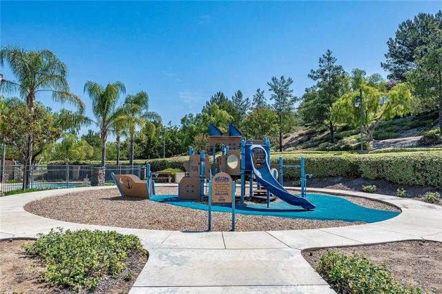 10850 Calle Bella, Riverside, CA 92503