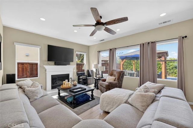 10850 Calle Bella, Riverside, CA 92503