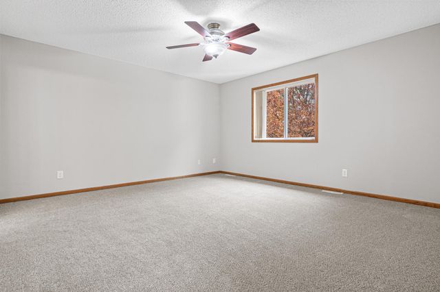 2902 Magnolia Drive, Woodbury, MN 55125