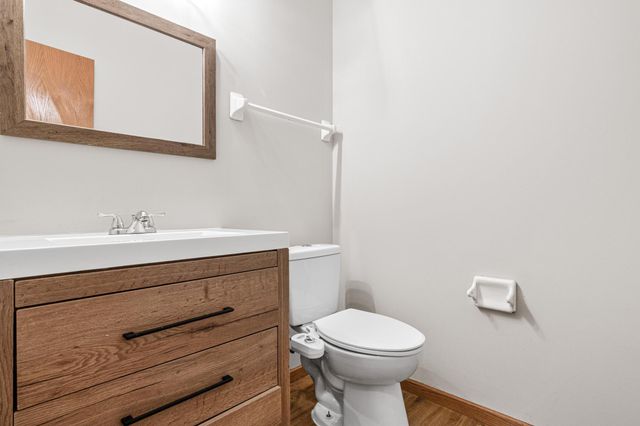 2902 Magnolia Drive, Woodbury, MN 55125