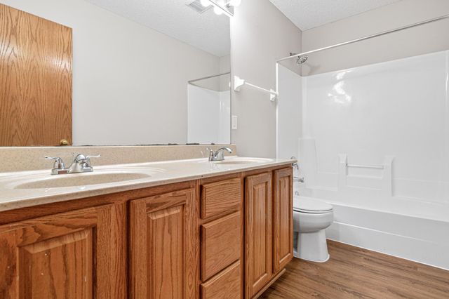 2902 Magnolia Drive, Woodbury, MN 55125