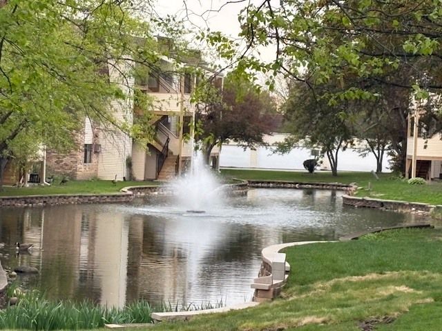 183 N Waters Edge Drive W 301, Glendale Heights, IL 60139