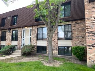 183 N Waters Edge Drive W 301, Glendale Heights, IL 60139