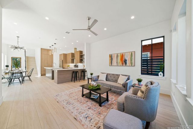 707 E HUISACHE AVE, San Antonio, TX 78212