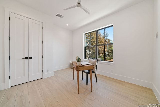 707 E HUISACHE AVE, San Antonio, TX 78212