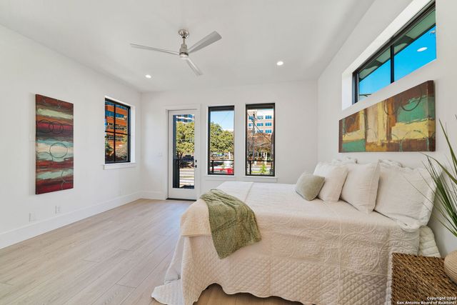 707 E HUISACHE AVE, San Antonio, TX 78212