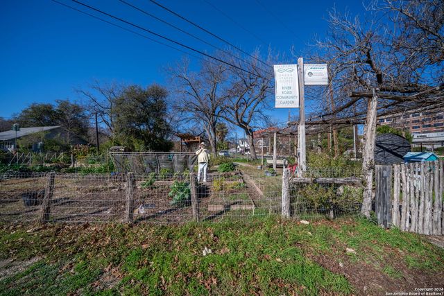 707 E HUISACHE AVE, San Antonio, TX 78212