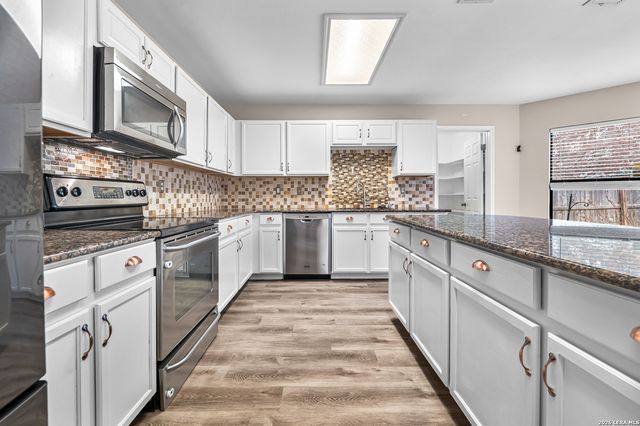 7623 Lonecrest, Converse, TX 78109