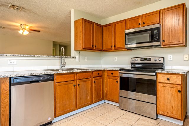 2624 Rockport Lane, Little Elm, TX 75068