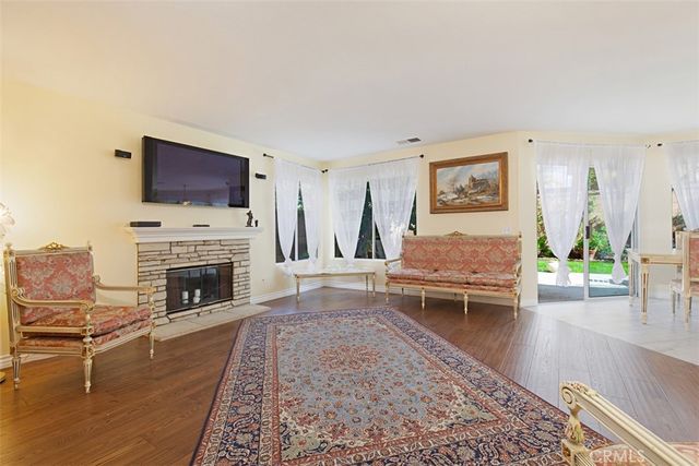 19 Tennessee, Irvine, CA 92606