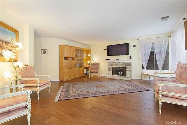 19 Tennessee, Irvine, CA 92606