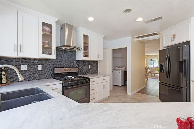 19 Tennessee, Irvine, CA 92606