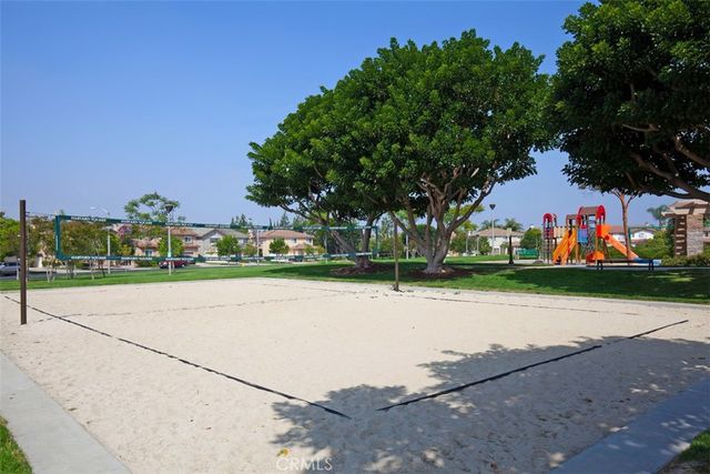 19 Tennessee, Irvine, CA 92606