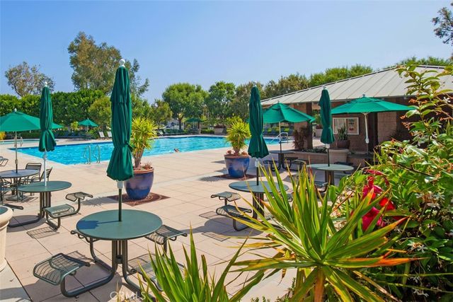 19 Tennessee, Irvine, CA 92606