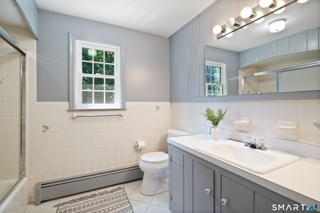 170 Skymeadow Drive, Stamford, CT 06903