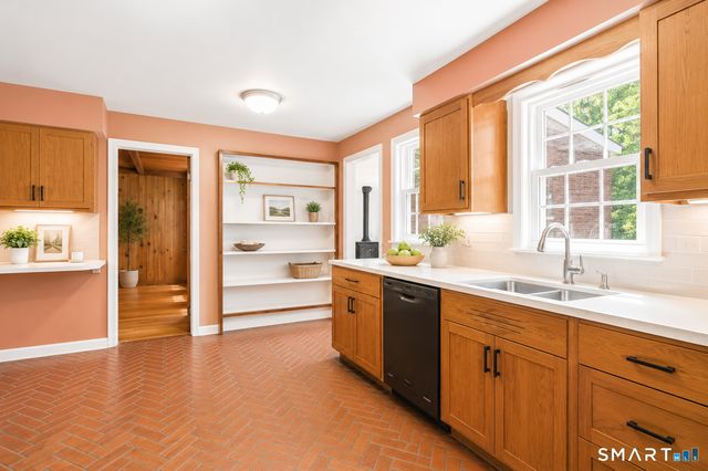 170 Skymeadow Drive, Stamford, CT 06903