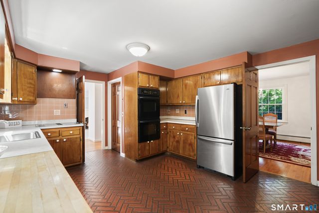 170 Skymeadow Drive, Stamford, CT 06903