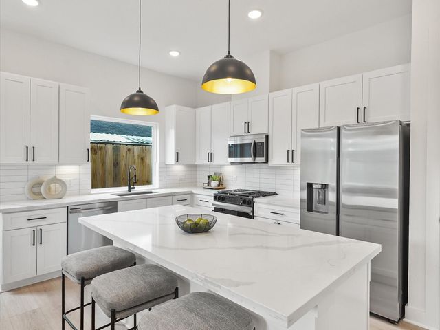 241 Rebecca Street A, Houston, TX 77022