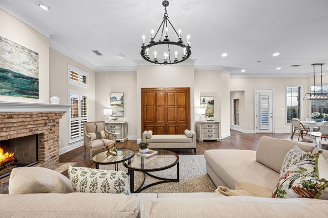 5002 Stanford Avenue, Dallas, TX 75209