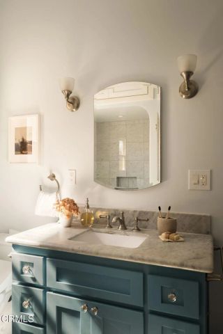 3117 Stanford Avenue, Los Angeles, CA 90292