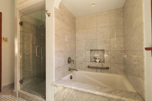 3117 Stanford Avenue, Los Angeles, CA 90292