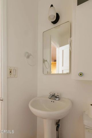 3117 Stanford Avenue, Los Angeles, CA 90292