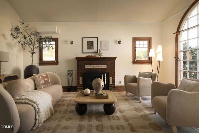3117 Stanford Avenue, Los Angeles, CA 90292