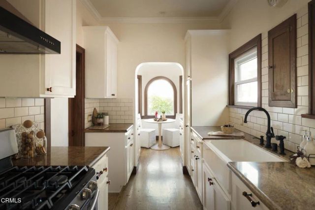 3117 Stanford Avenue, Los Angeles, CA 90292