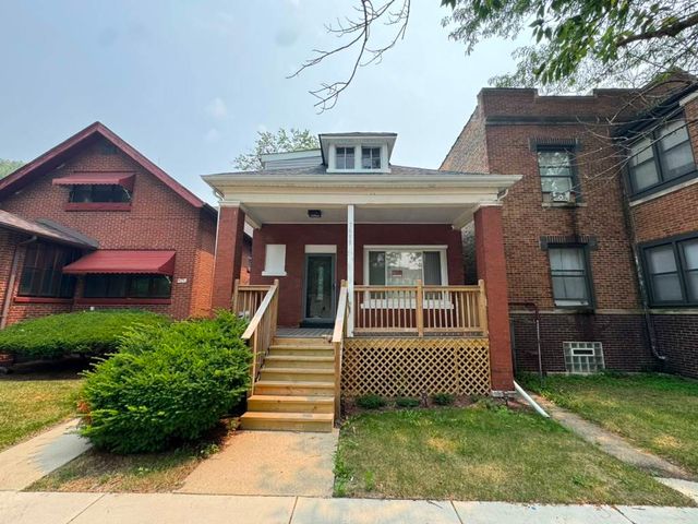 7653 S Saint Lawrence Avenue, Chicago, IL 60619