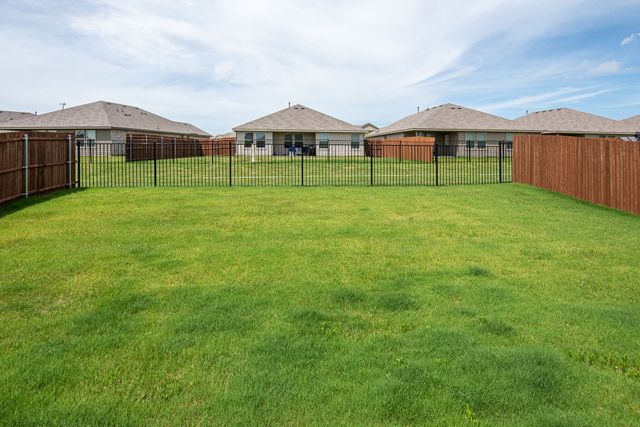 16413 Milwaukee Street, Justin, TX 76247