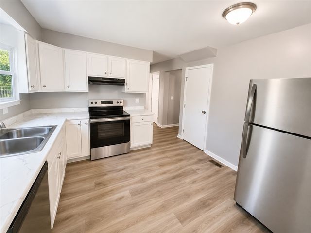 611 Brunner Drive, Forest Park, OH 45240