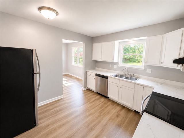 611 Brunner Drive, Forest Park, OH 45240