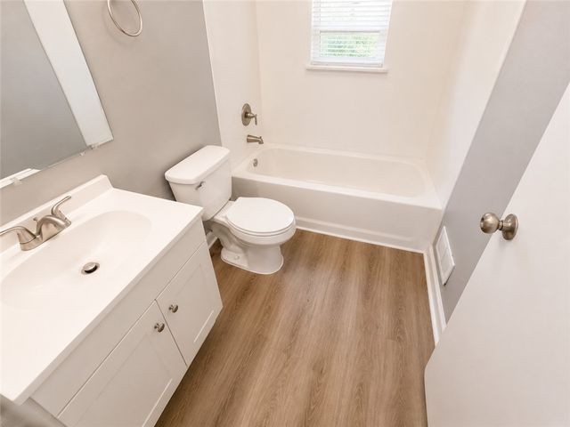 611 Brunner Drive, Forest Park, OH 45240