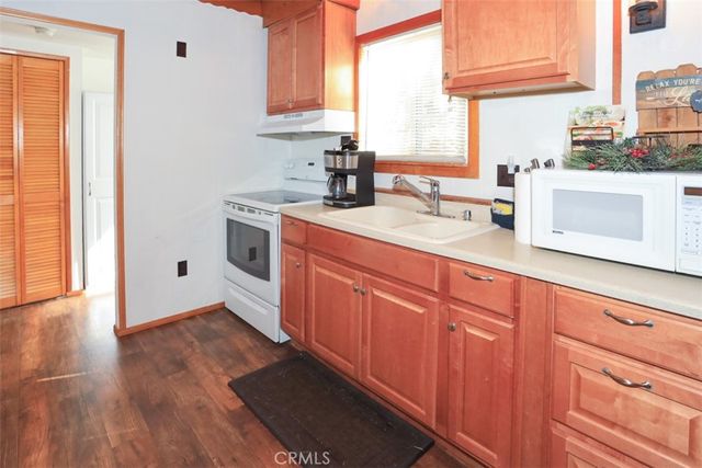 631 Los Angeles Avenue, Sugarloaf, CA 92386