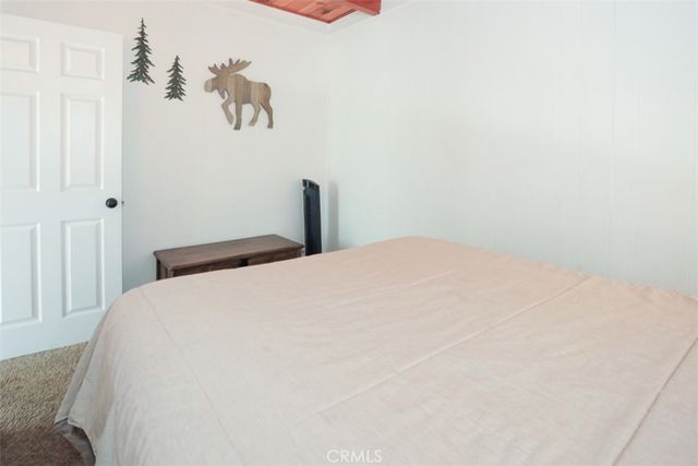 631 Los Angeles Avenue, Sugarloaf, CA 92386