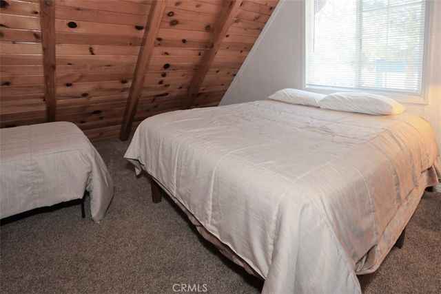 631 Los Angeles Avenue, Sugarloaf, CA 92386