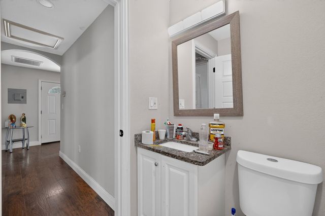 908 W Heron Street, Denison, TX 75020