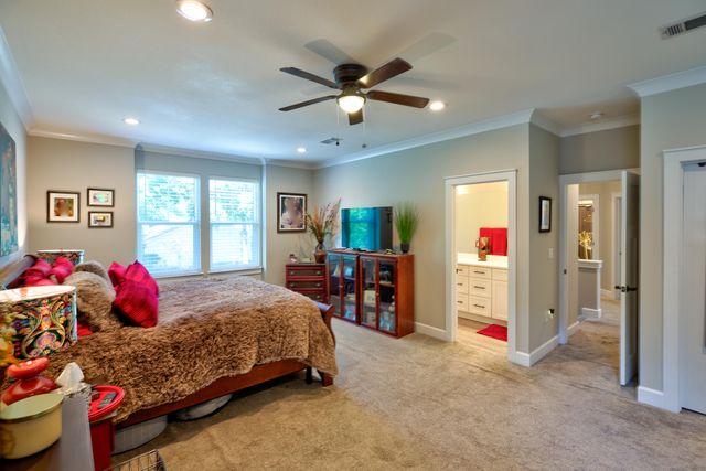 527 Maple Avenue, Niceville, FL 32578