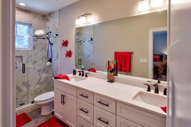 527 Maple Avenue, Niceville, FL 32578