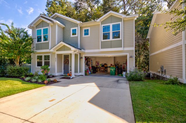 527 Maple Avenue, Niceville, FL 32578